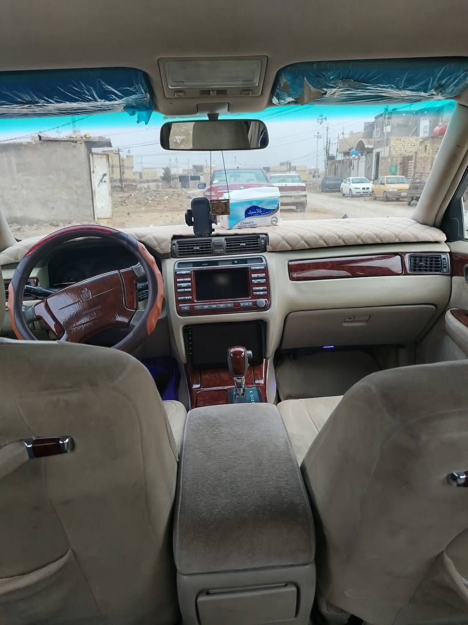 سياره متوئمة موديل 2002 سياره جهاز من كلشي سعر 35  وبية مجال   هاذه رقمي ***********
