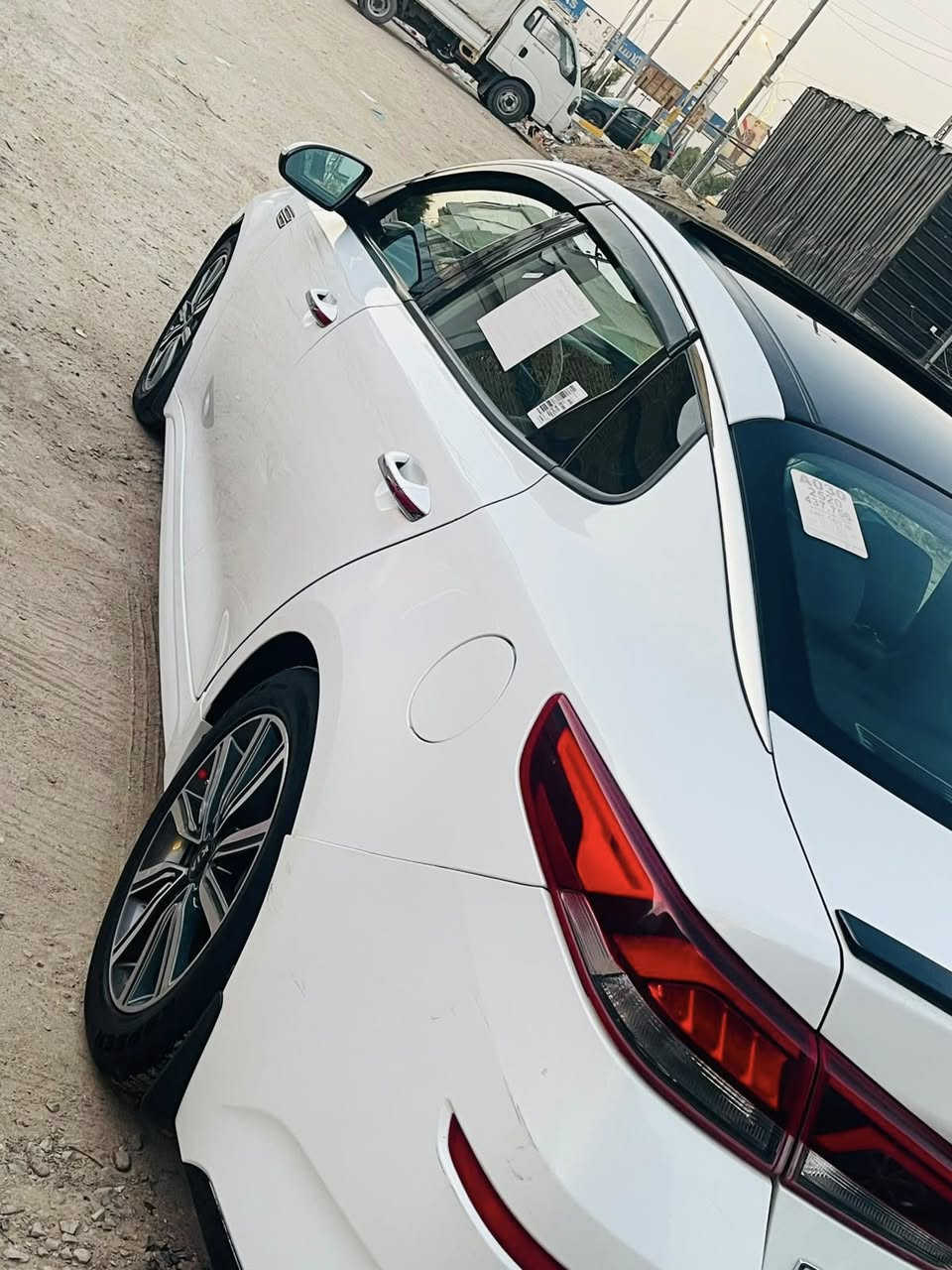 سلام عليكم
اوبتيما 2020 EX فول للاخير 
1600 Turbo
ماشية 73 
سيارة جديدة وجاهزه تخم تاير حدادية تبريد ثلج 
رقم ذي قار معوقين راعيها ولد محامي حاضر للوكالة 
السيارة بيها سرقه باب باب الصدر وباب الخلفي مصبوغ بدون ايرباك 
ملاحضة السيارة تورباينها تعبان بيها عته بالنمرة الاولى فقط 
 السعر :140 وبيها مجال بسيط 

*********** خط 
*********** واتساب
