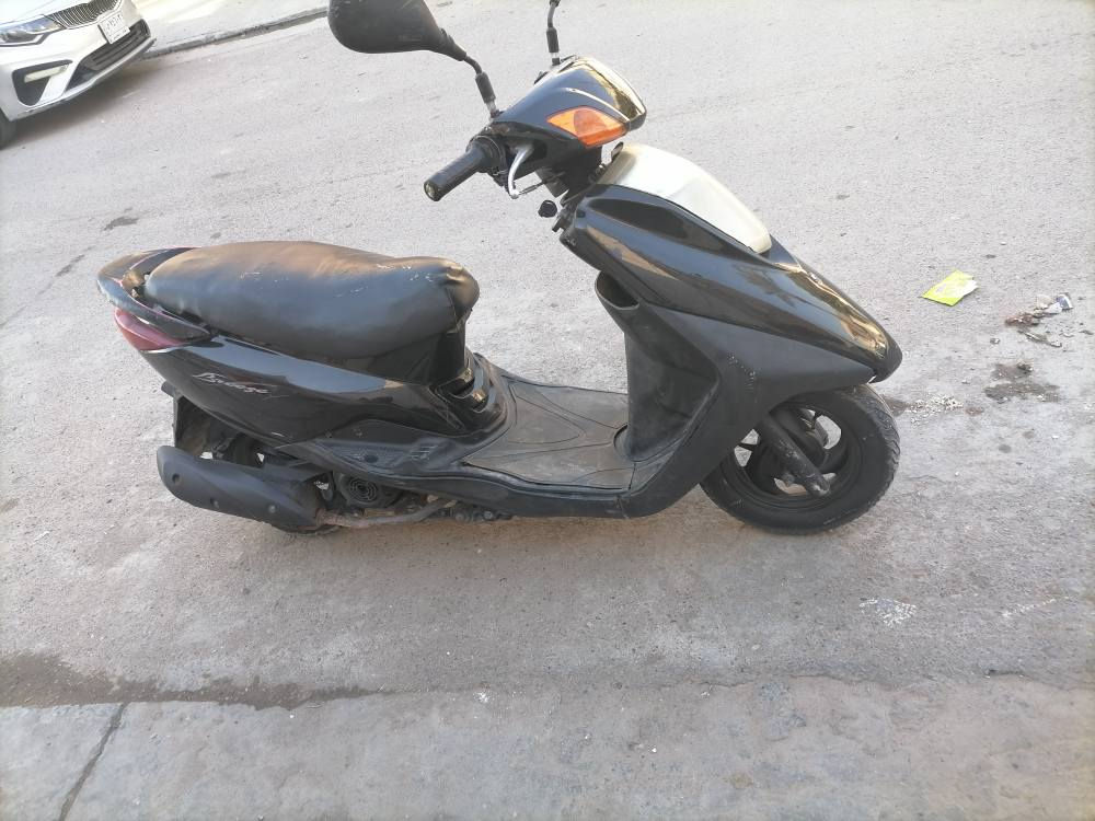 دراجة بريز كلهة شغالة سلف هندر كهربايات الدراجة اي نقص مابيهة الدراجة كلهة شغالة المكان بغداد البياع حي العامل السعر 525 الرقم ***********
