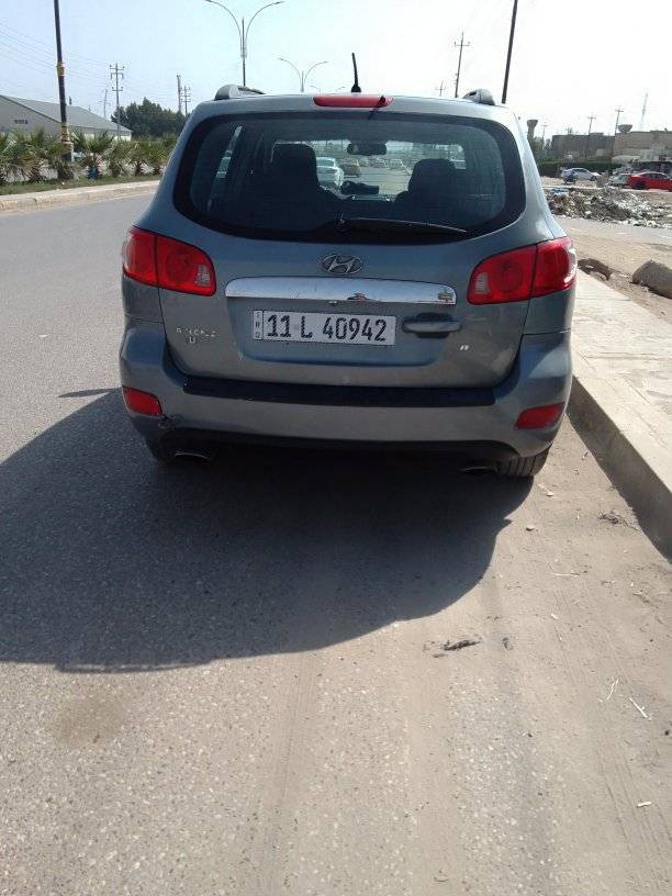 سنتافي موديل 2007تبريد 3قطع7راكب حداديه توني مبدله دسكات جدد مكينه وكير قبل 3اشهر شادهن لا تنقيص ولا تبخير ترايك وين ما تريد هزه قبل شهر سنويه جديده مكينه 6سلندر وارد امريكي تايرات جدد دوشمه جديده مكاني ديوانية بسعر 100شده وبيه مجال مصبوغه حزام ضربته بامريكا الجاملغ الايمن الكدام *********** السياره بسمي رقم بغداد دولي
