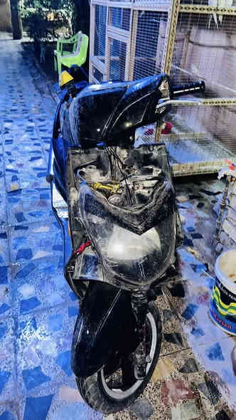 كوم حديد دراجة شغالة بيها عطل كهربائيات بس أبيع كوم حديد نقص قبق هندر  مكاني جميلة قرب مستشفى الزهراوي سعرها ٣٥٠رقمي ***********
