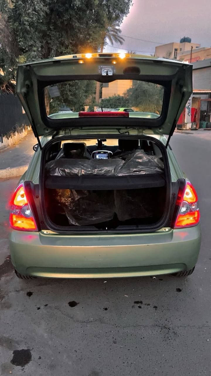 السلام عليكم 
اكسنت هاج باك ٢٠٠٨ خليجي السيارة نضيفة كلش ماشية ١٣٣ الف ميل حادثها جاملخ امامي بدون دواخل غرفة السيارة جديدة شاشة اصلية تخم تاير جديد صدر ٨٠ بل مية السيارة عليها مكينة جديدة صار شهر من شادها وارد ياباني وكير السيارة نضيف بدون مشاكل رقم بغداد بأسمي سنوية ٢٦ بعدهي ما ساقطة السيارة مال بيت ما متعوبة سعرها ٧٥ وبيها مجال بسيط مكاني باب المعظم الوزيرية ***********
