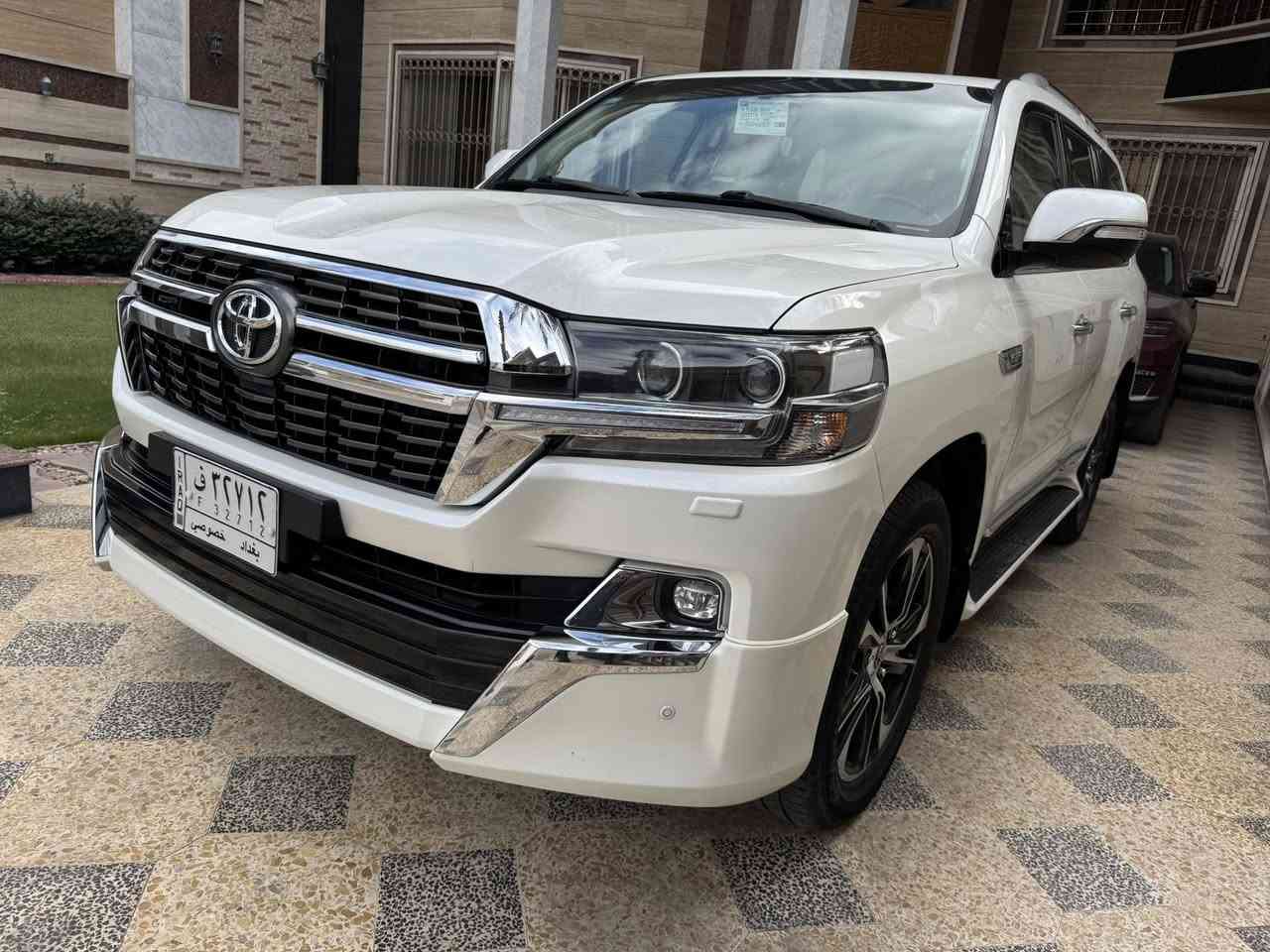 السلام عليكم
لاندكروز 2021 داخل قرميدي فول الفول
كفاله عامه ماشيه 83 كم محرك 6 سلندر
سياره جديده وجاهزه من كلشي
العنوان بغداد السيديه
السعر 555$
للاستفسار ***********
