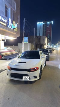 دوج جارجرRT5700 مديل 2021 حادث جاملغ خلفي فقط جاهزه  السياره وعليها اض...