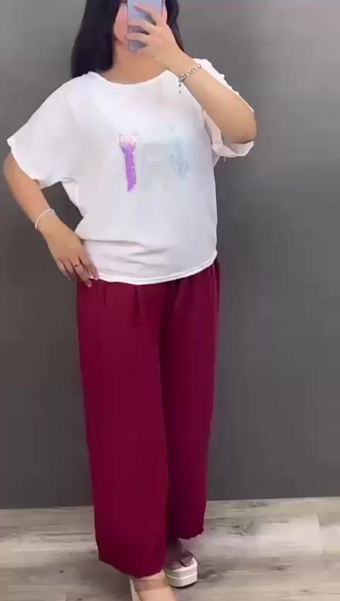 تراك ايروبين 
فري سايز 
يجي البدي ابيض ستراس والبنطلون 6 الوان في الدرزن 
سعر الدرزن 60 الف


**إذا كنت صاحب هذا الإعلان وتريد حذفه لأي سبب، رجاءا أرسل رسالة إلى الدعم الفني**