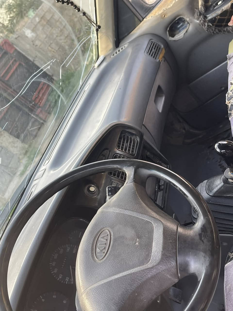 السلام عليكم بريجو موديل 96 بلاديه من عده باب السلايت شويه معجون والسياره بيها جراد كير محرك صار 15 يوم مجفته جديده اكسل تعهد بيهن شواصي بس مال الصدر مصلح و3 بلاديات واصفاح الدواخل بلادي جديد مكان بغداد التاجي 
رقم الهاتف ***********
بي واتساب
