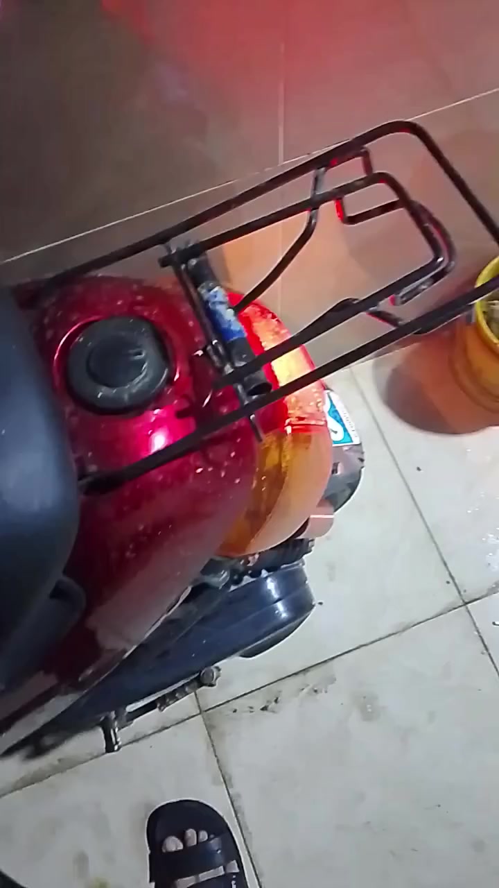 بطه 2003 بيهة مكينه بلكارتون شلعه ونعومة مكاني كربلاء سيف سعد
سعر 250

***********
