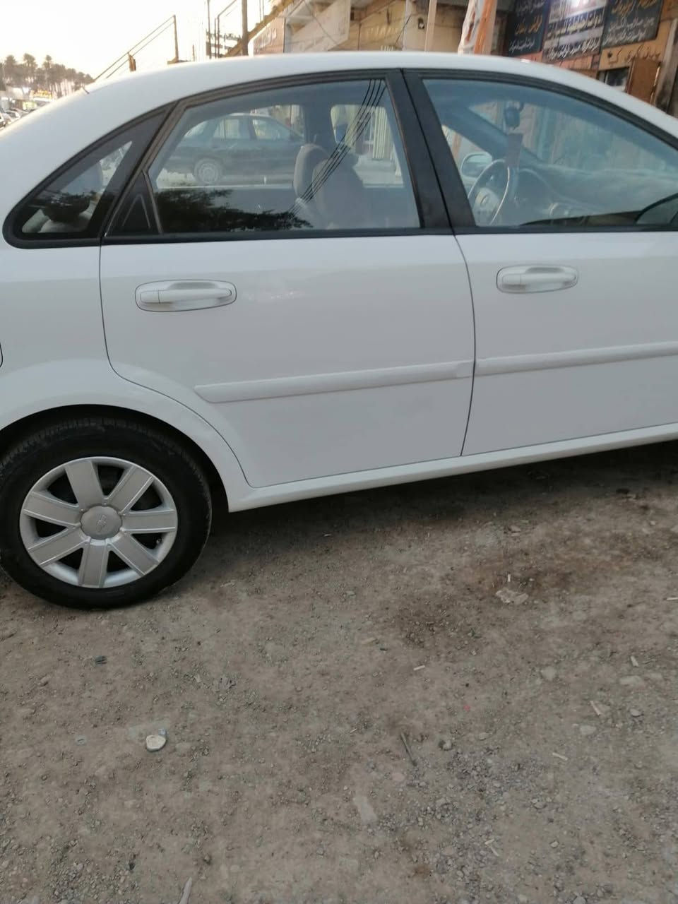 السلام عليكم اوبترا 2011 مكفوله من الصبغ والتبديل سونار مرفق تخم تاير جديد صدر تبريد مكفول سنويه جديده السعر 86 مكاني بعقوبه للتواصل ***********
