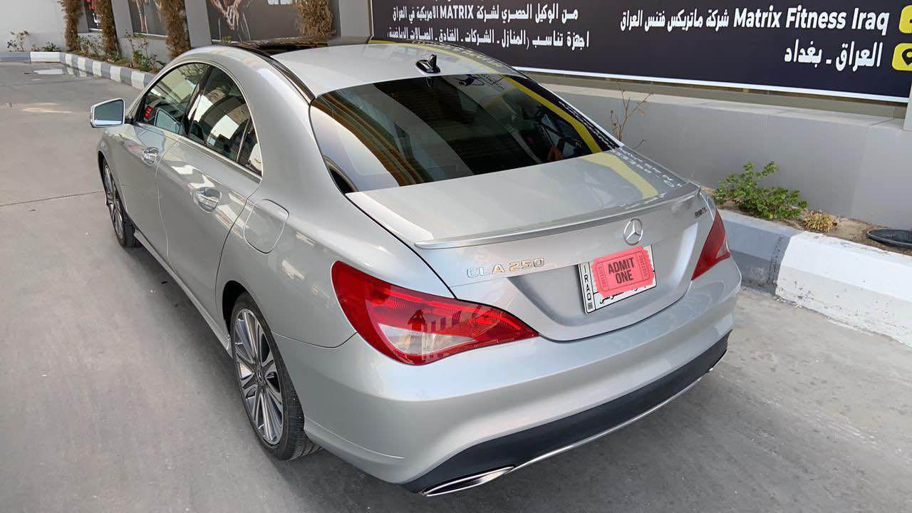 مارسيدس 2018 فول مواصفات 1/1 بانوراما بصمة 
محرك 2000    تواين تيربو 
كفاله عامه كلين تايتل
رقم بصرة باسمي
 شاشة كبيرة لمس كاميرا 3 اوضاع + حساس رادارات ماشيه 50 جديدة جدا بعد هواي مواصفات
السعر 205 بيع او مراوس
بصره. جزائر

***********
مكلف بالنشر Singapore
