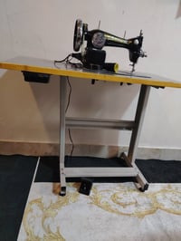 إلكترونيات • بحركة • نوع غير محدد