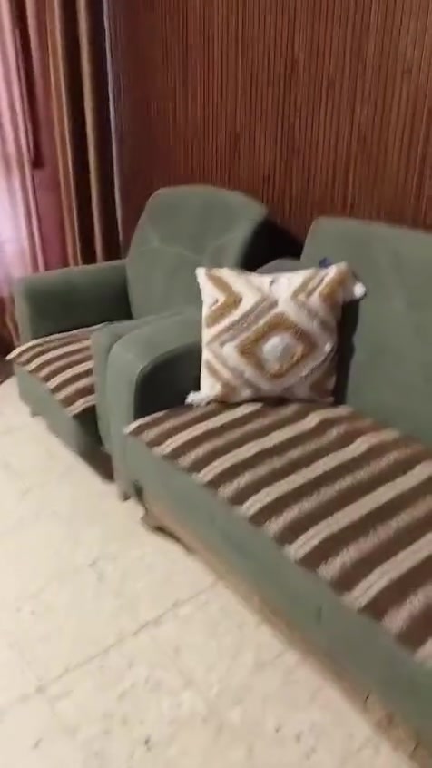 للبيع تركي ١٠ مقاعد. مشتل 💚💚


**إذا كنت صاحب هذا الإعلان وتريد حذفه لأي سبب، رجاءا أرسل رسالة إلى الدعم الفني**