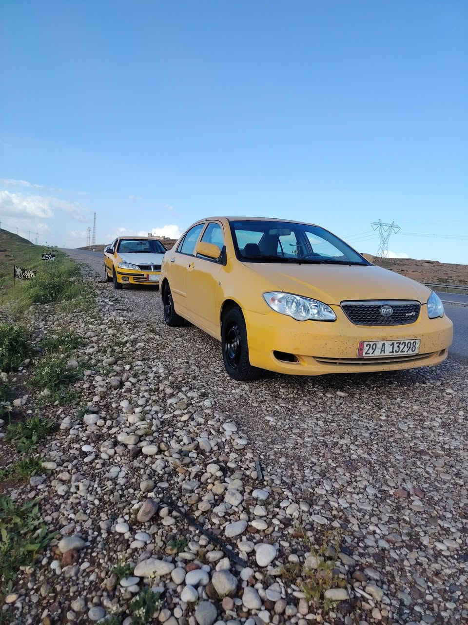 السلام عليكم بي وا دي للبيع F3موديل١١ محرك لانسر جديد قبل شهر شاده گير عادي مصلح الهلالات مصبوغه عام إثر جراد دوشمه جديده مكفوله كفاله من الدعاميه للدعاميه قبل كم يوم صبغتها ترايك اي مكان يعجبك بسمي واسط انكليزي  السعر ٤٦ بيه مجال للاستفسار *********** اخوان الي مايعجبه السعر يترك كلمه طيبه لويعبر المنشور بدون تعليق سلبي بدون خاص العنوان واسط الكوت مركز المدينه تحياتي للطيبين
