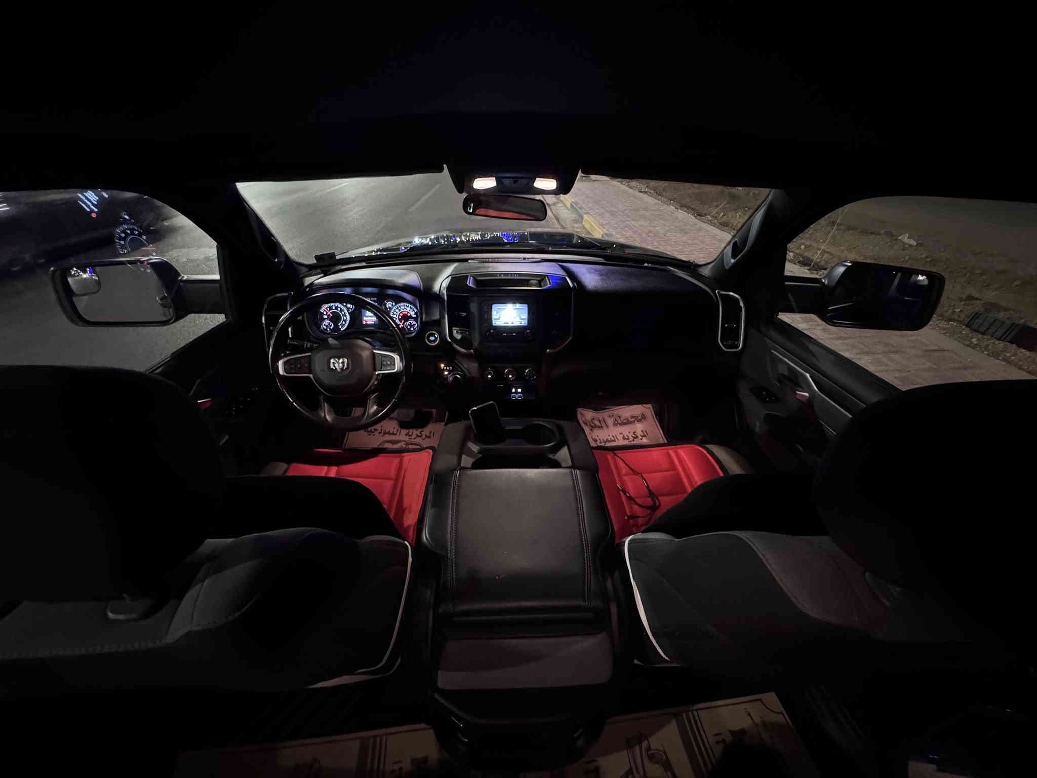 للبيع
دوج رام بك هورن 2023
رقم بغداد الجديد هزة وفحص جديدة باسمي تحويل ثاني يوم
ومدفوع الها ضريبه لحد شهر 1/2026
محرك 6 سلندر 3600 نظام تقليل صرف الوقود ايتوورك يشتغل حتى على البانزين العادي
كير بكره 8 نمر
باب طوويل بدي قصير
دبل اكسل دفع رباعي
كشنات قماش بلادي نظيفة جدا جدا
شاشه صغيره وكامرا دواره بلاديه
نظام سحب + مانع انزلاق + بصمة تشغيل + هاند بريك بصمة كهرباء + تحكمات ستيرن فول + بلوتوث
هوك سحب خلفي
ويل كب بلادي حجم 20 تخم تاير جديد
الاضافات
منظومة غاز شغل معمل الدوره وخزان 80 لتر يمشيك 450 كيلو بلداخل يعني تريدها غاز تريد بانزين
ترفيعه اماميه 2.5 انج
غطاء بدي نوع ثقيل يتحمل حتى تصعد فوكاه
دوسات جانبيه
كامرات تصوير حوادث لا سامح الله (( داش كام )) امامي + خلفي
صدر امامي + خلفي + كير + محرك + كهربائيات + تدفئة وتبريد+ ايرباكات كلها مكفوله و ع البلاد مملعوب بيها ابد
حادث امريكا جاملغ وبنيد جهة السايق
وبيها بلعراق طخة بسيطه بلجاملغ عكس السايق
يعني صبغ جاملغين ونص البنيد فقط والباقي مكفول من كل شي
ماشيه 50 الف كيلو فقط
السعر $ 265 وبي مجال بسيط
مكاني بغداد
للاتصال ***********
