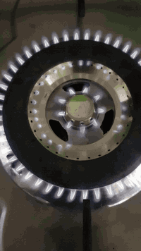 طباخ للبيع نضيف كلش صناعة فريش مصري سعره 225وبي العنوان بغداد ابوب الشام يم معمل***********
