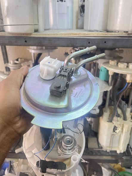 السلام عليكم متوفر قاعده فيت بم 
شوفرليت سوبر بان 1500
 و جمسي يوكن 1500 
 كاديلاك سكاليد EXT 
موديل 2009-2014 
قطعه اصلي من شركة امريكي 
نظافة 100% 
عنواني واسط كوت توصيل متوفر سعر القطعه ٧٥ الف 
***********-***********
