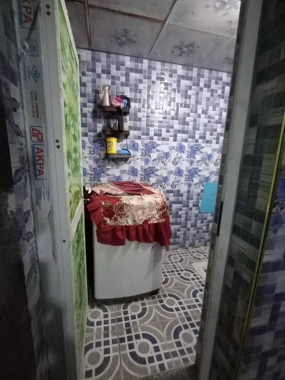 بيت زراعي اقرار محكمة ✅

شارع المسبح بلبدايه اول فرع ثاني بيت 🏠

السماحة١٠٠ متر📐 
شارع ٨ متر 

غرفه (١)
صاله
استقبال
مطبخ 
طارمة زغيره 
صحيات داخليه وخارجيه 

البناء عكاده نضيف كلش ✨

السعر (٦٥) مليون 

للاستفسار 
***********
***********

