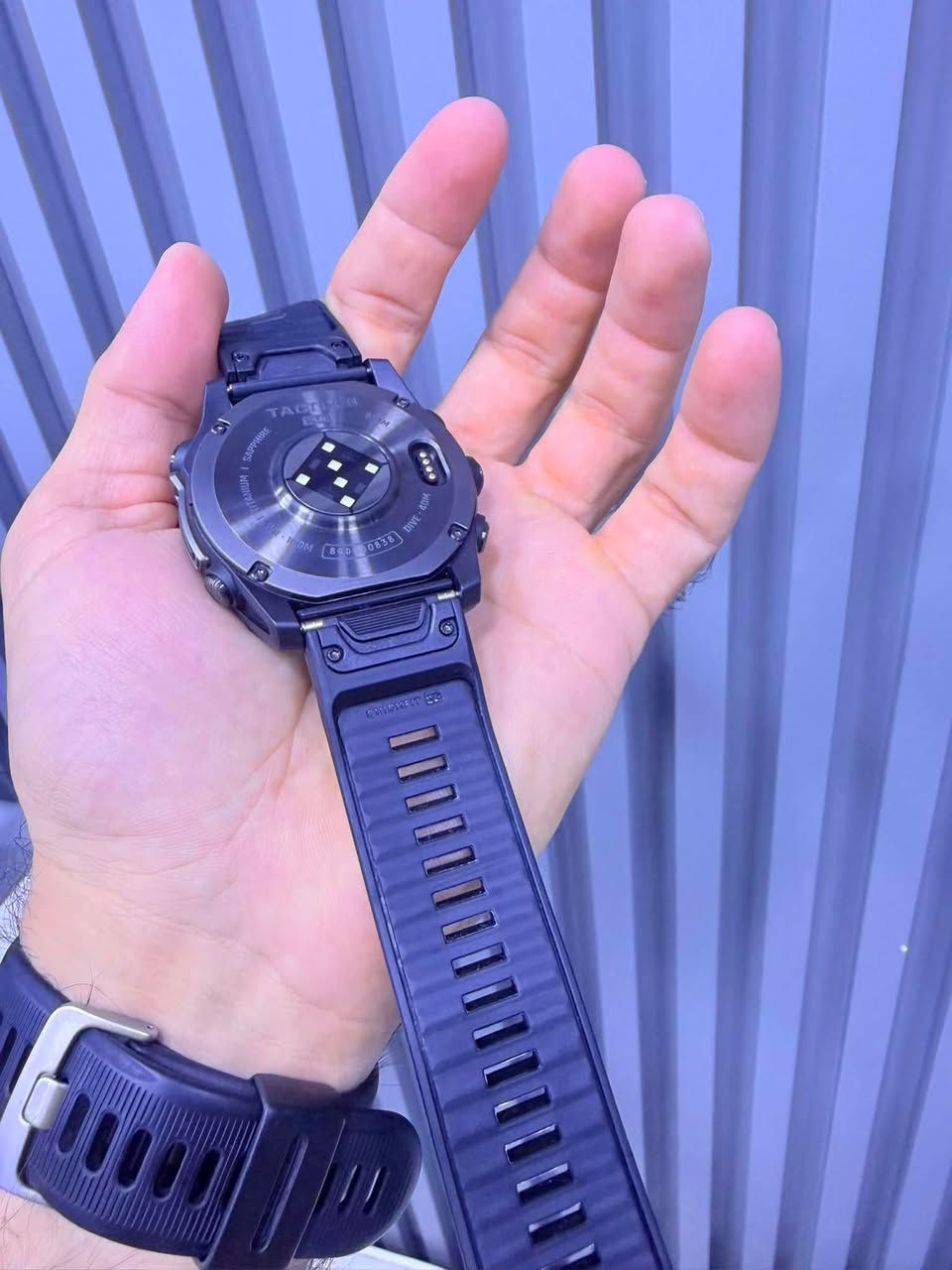السلام عليكم شباب 
متوفر الان Garmin Tactix8 solar 51mm Titanium 
فقط انشحنت ورجعت للباكيت مع ضمان سنة
السعر على واتساب فقط احبتي *********** 
ملاحظات 📝 ضمان سنة+هدية سير اضافي+ لاسق شاشة + درع 🛡️ هدية +التوصيل مجاناً
