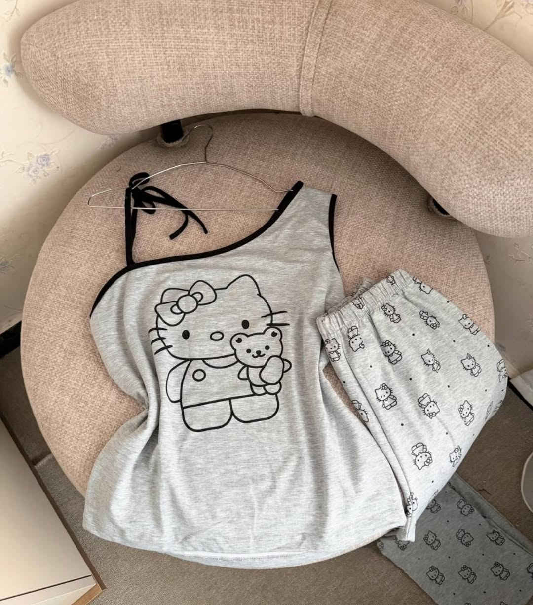 البضاعه اجنن و بيهه عروض و تخفيضات 😍
انظمو الى قناتي بالتليكرام هذا رابط القناة 👇👇
https://t.me/hooralhoor


**إذا كنت صاحب هذا الإعلان وتريد حذفه لأي سبب، رجاءا أرسل رسالة إلى الدعم الفني**