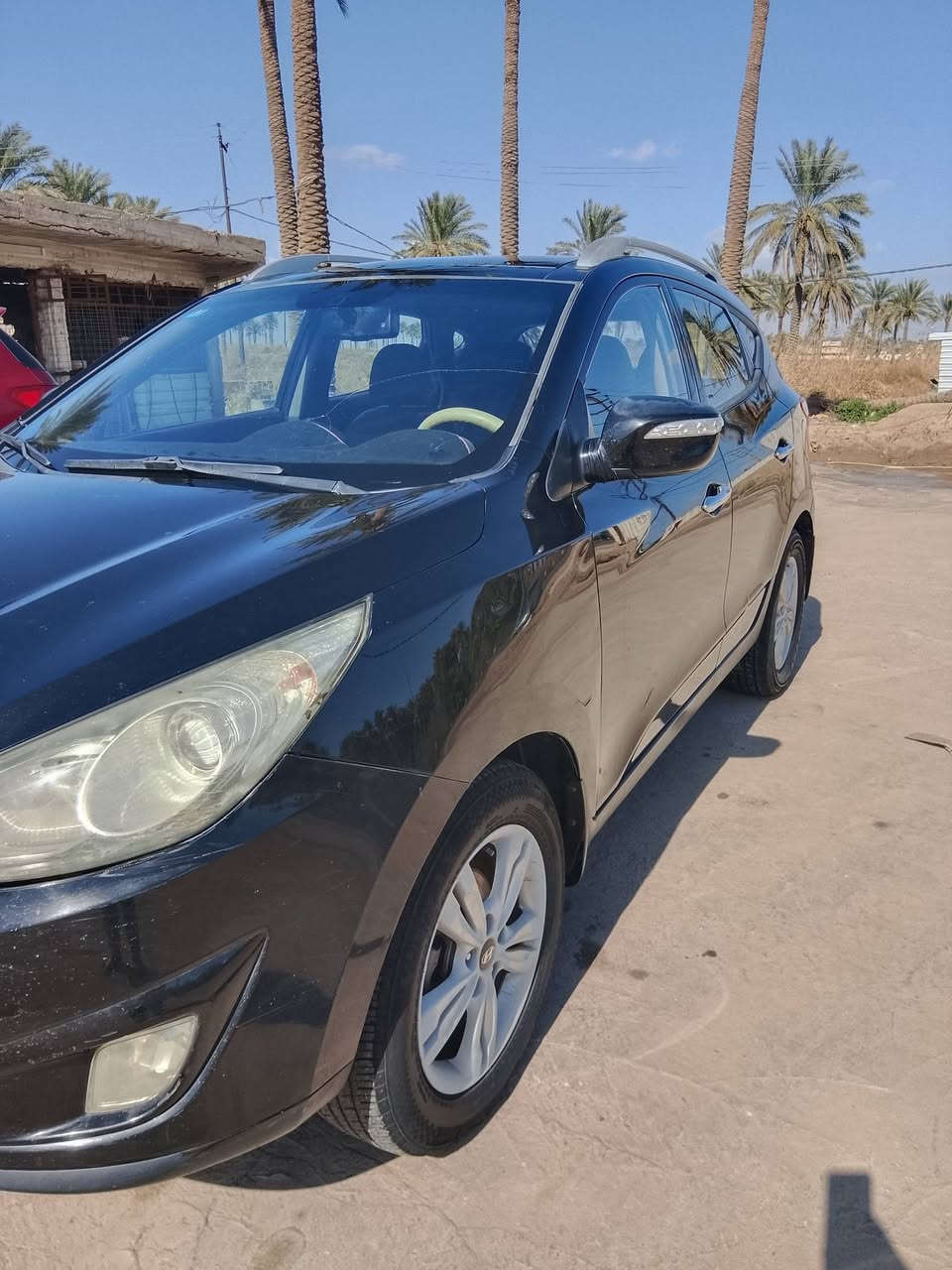 السلام عليكم توسان موديل 11 خليجي فول موصفات رقم بغداد بسمي بدون صبغ فقط بارد باب فقط سياره جاهزه مكاني بغداد المحمودية السعر 120 وبيه مجال رقم الهاتف ***********
