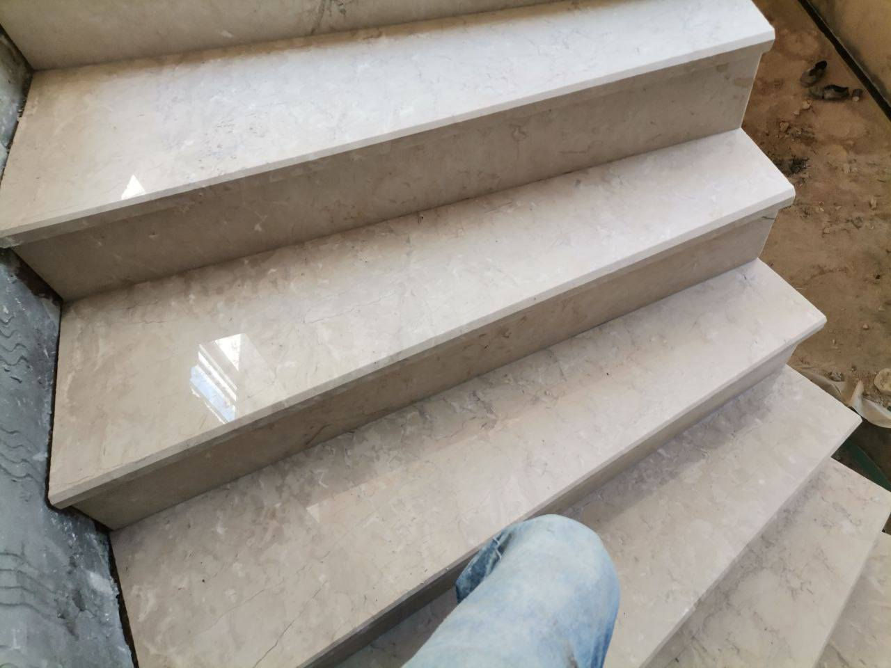 سلام عليكم خلفه اختصاص بورسلين الواح كافة القياسات ارضي جداري مرمر ارضي جداري واجهات جفهم قيم استلام مهندس معه ضمان حق الطرف الثاني الف دينار لتنطي قبل ما يفحص المهندس سعر المتر 7 الف تحياتي لجميع


**إذا كنت صاحب هذا الإعلان وتريد حذفه لأي سبب، رجاءا أرسل رسالة إلى الدعم الفني**