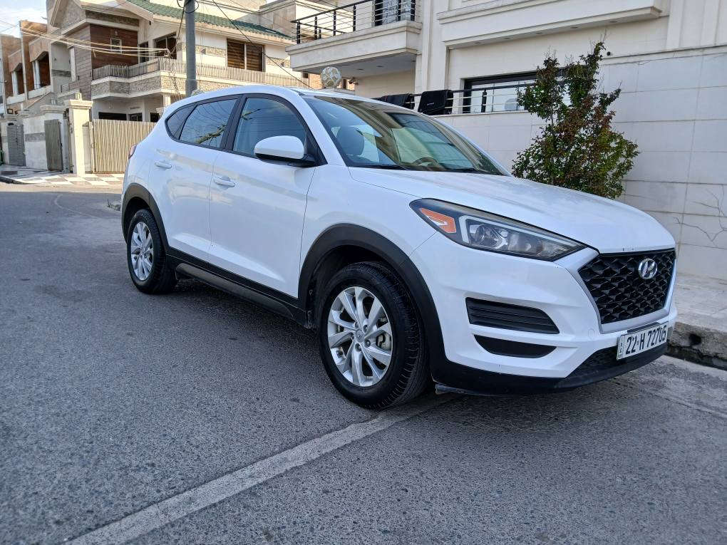 هیوندای تکسون 2020 مواصفاتها امریكی بدون حادث لا صبغ ولاتعدیل شویة بی تقلیم بل بونید شبرین بی تقلیم السیارة كلشی جدید محرك مفتوح80الف میل ماشیة  السیارة بسمی سعرها164ورقة ...اربیل ***********
تکسۆن 2020 مواسەفات ئەمریکی بێ بۆیاخ بێ لێدان هیچی دەعمی نیە تەنها دوو بست بۆنیدی قەلەم کاریە هەموو شتی نوێیە مەکینەی کرایتەوە بەناوی خۆمە نرخی 164وەرەقە ..هەولێر*********** أربيل, العراق
