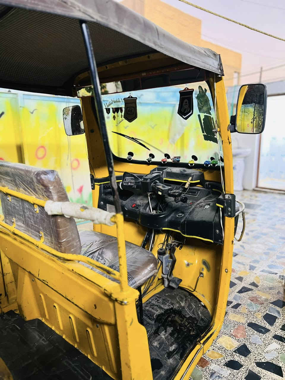 سلام عليكم تكتك TVS لبيع نظافت الصوره رقمه بغداد مكاني الغزاليه رقم ***********
