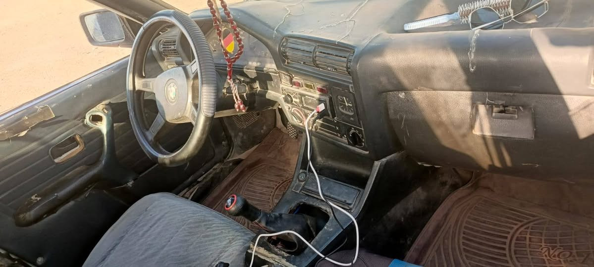 السلام عليكم بيم زعره البيع ول مراوس بطه ملكه شرط الكير ول محرك سياره حله من الصوره ***********
