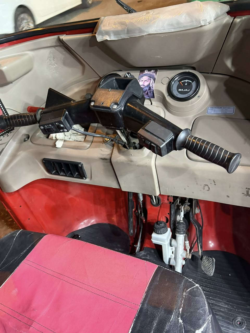 تكتك موديل ٢٠٢٢ بسم راعيها رقم وسنويه نضيفه رقم للستفسار ***********
