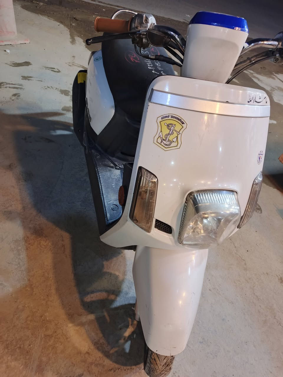 بوليسي مسطرة نوزل موديل 11كفاله عامه محرك مامفتوح شلعه ومعدل فول كهربائيّات شغاله تايرات جديده السعر 650قفل مكاني كربلاء البوبيات قرب اسواق برتقاله ***********
