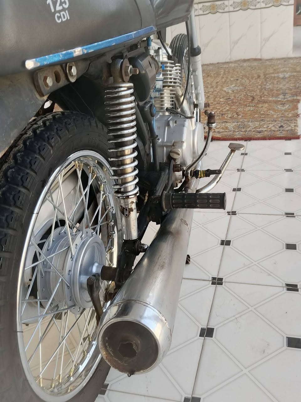 دراجه نامه البيع كلك ماا ناقصه شي شغل وطلع
السعرر خاص 
وهاذه رقمي ***********
