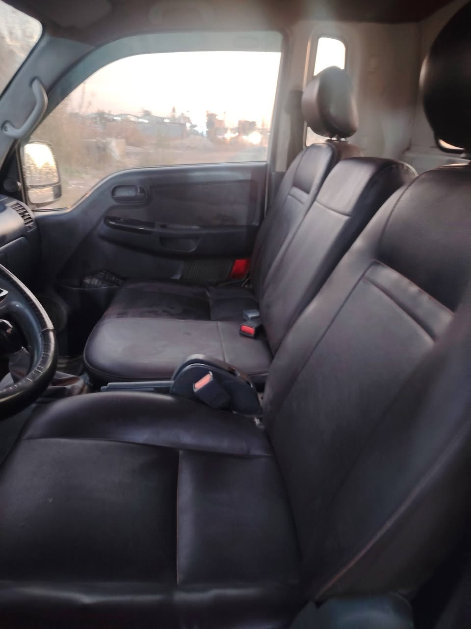 السلام عليكم
كيه حمل ٢٠١٧ مكفوله سياره جديده
رقم بغداد دولي تحويل
سياره مكفوله جاهزه من كلشي مكينه كير حداديه شاصي  مكاني بابل محاويل 
***********
***********
