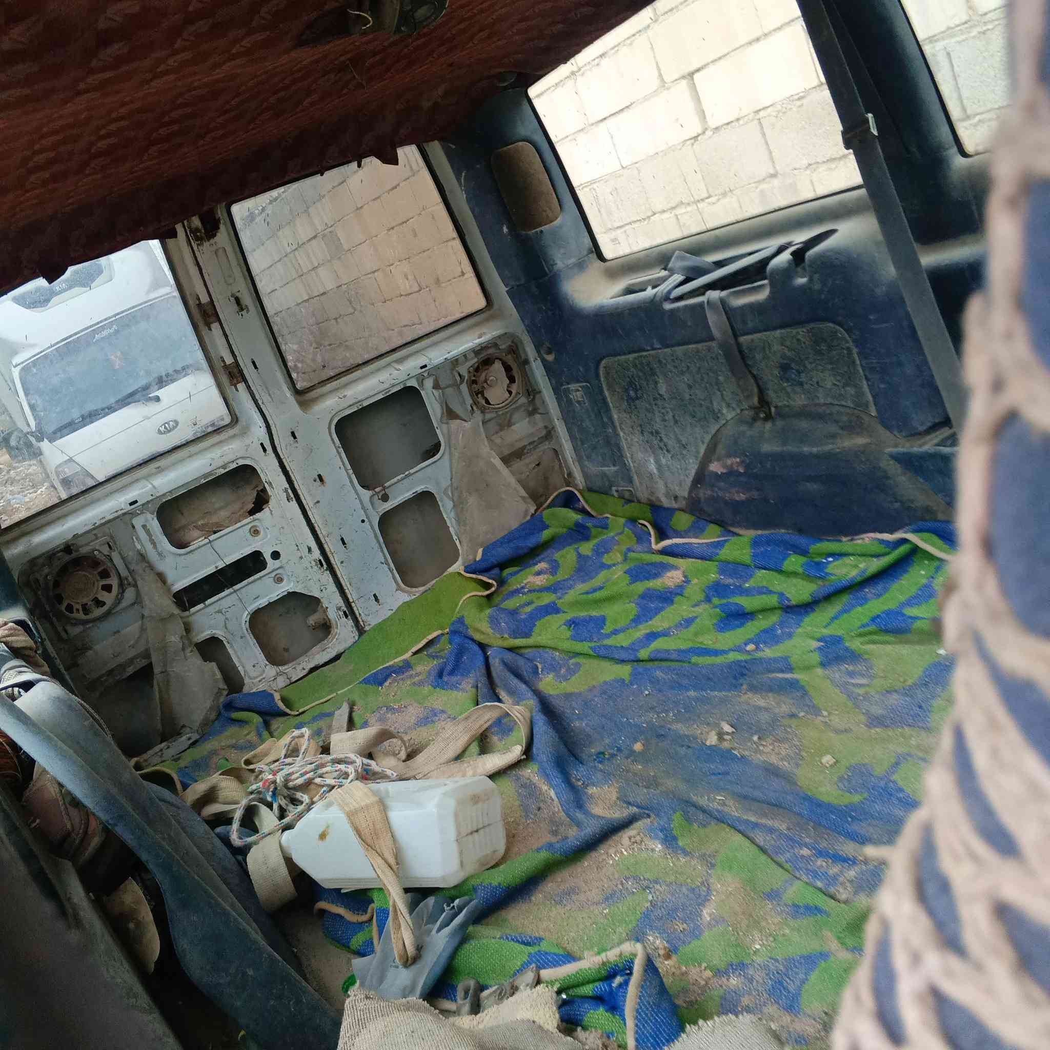 فان استرو خصوصي محرك وكير بطة 3000 رقم مميز تنباع تسقيط او بدون تسقيط السيارة فقط كير ومكينه الباقي كوم حديد والسيارة بيها منظومة غاز


**إذا كنت صاحب هذا الإعلان وتريد حذفه لأي سبب، رجاءا أرسل رسالة إلى الدعم الفني**