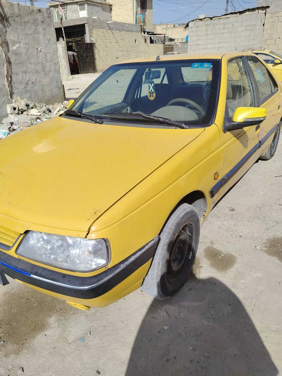 أكد موديل ١٦  سيارة نظيفة جدا محرك وكير وتخم تاير تدفئة تبريد  كلج خفيف كهربائيات تحكم مرايات  السعر 38 بيهه مجال مكاني كربلاء ***********
