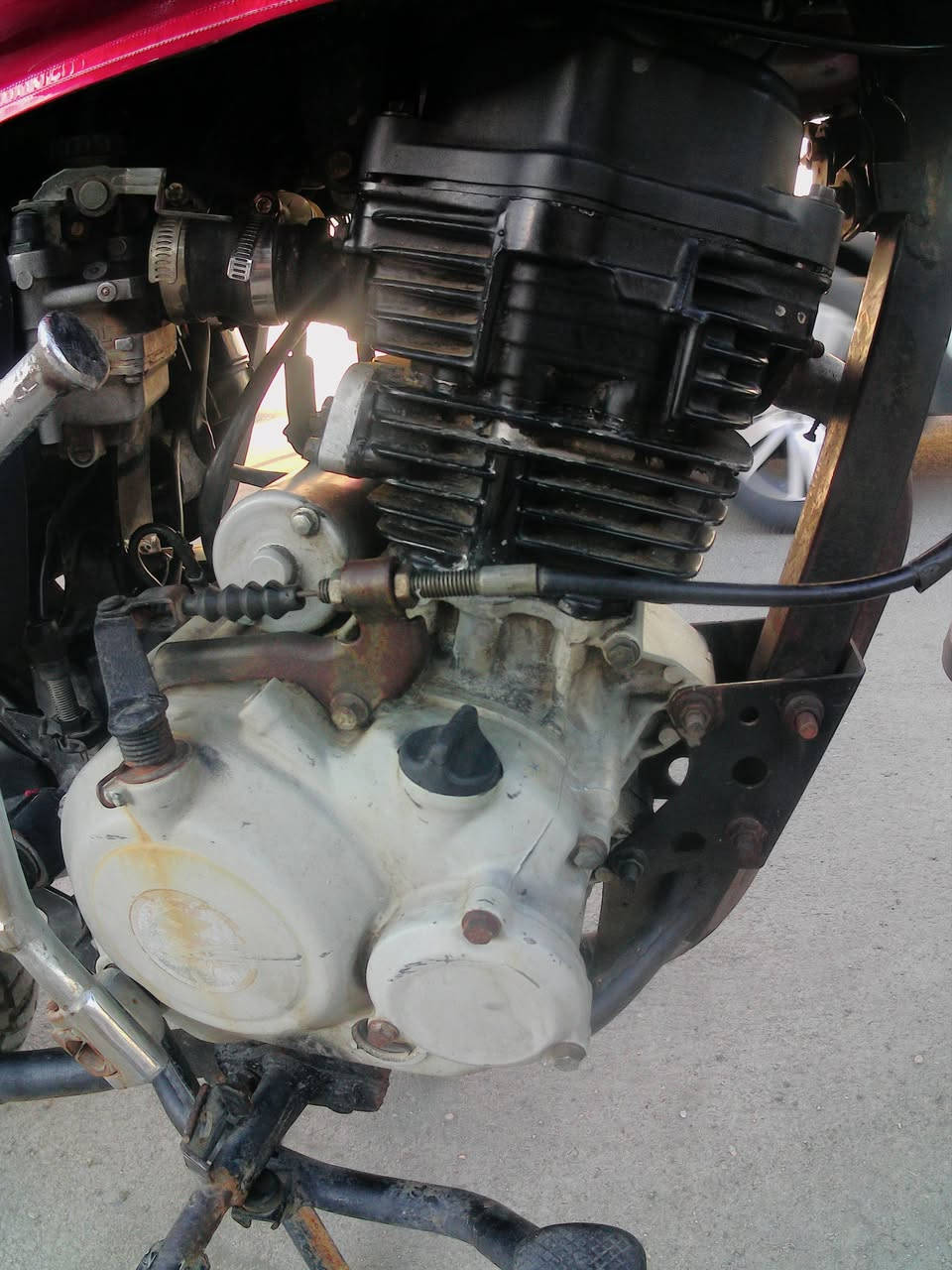 سلام عليكم دراجه بوكسر للبيع مرقم وسنويه رقم بغداد نگليزي 4تحويل ثاني يوم موديل 19 دراجه فقط مفتوحه الدراجه كلها شغاله شلعه ومعدل خير من الله بس بسلام عليكم دراجه بوكسر للبيع مرقم وسنويه رقم بغداد نگليزي لبدايه تبخر شي قليل وره شويه يروح البخار لاستيك ولف وميثر اذاتريد تعوفه ونته بكيفك هاي كل التفاصيل ولمقطعه هم ناشره تكدر شوفها نقصها باتري محتاج وجاي ابيعها لو ما محتاج مابيعها السعر بمليون 350 هذا رقمي واتساب او سيم كارت ***********
