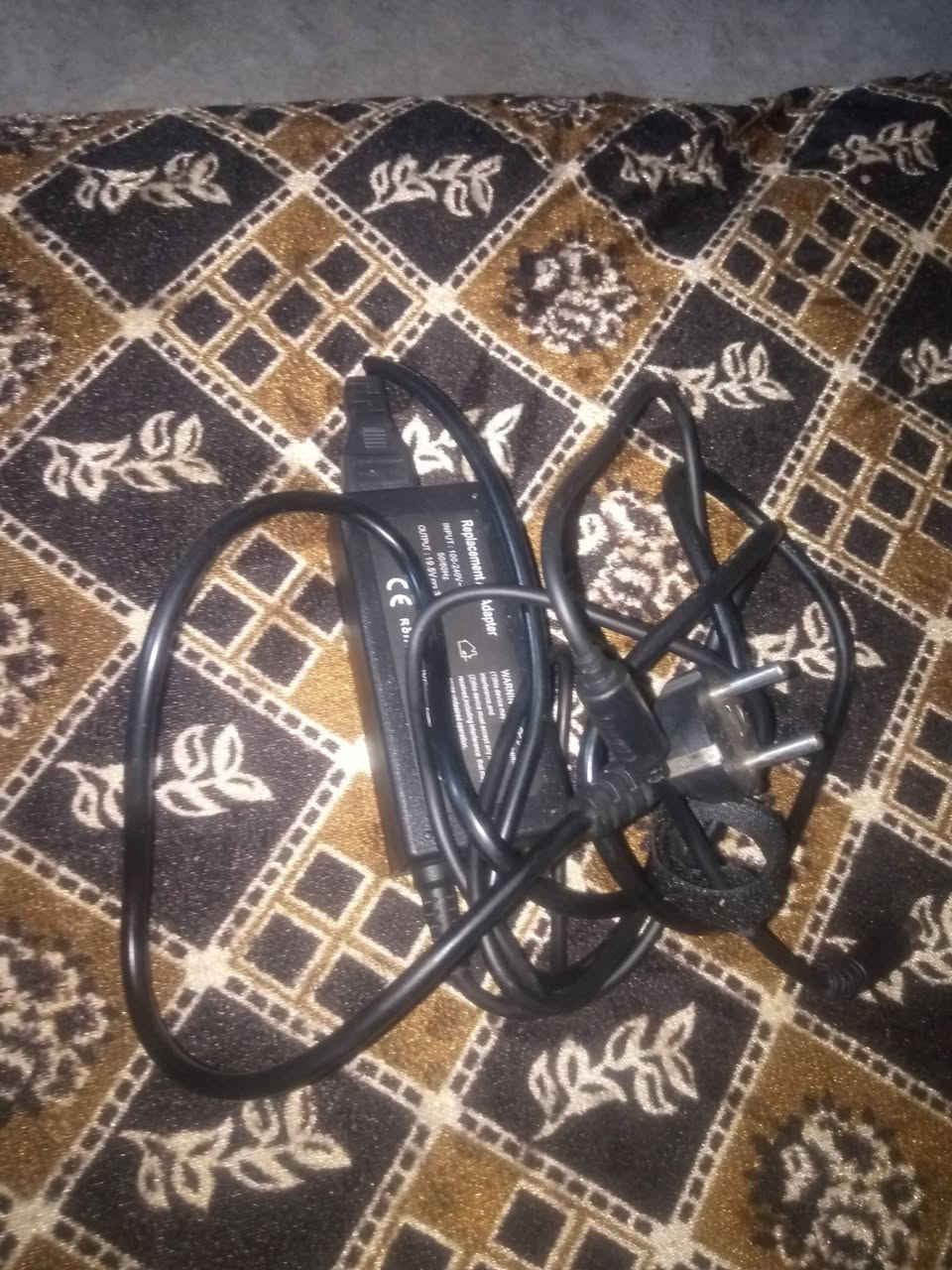 سلام عليكم متاح لا بتوب لمس نضام اندرويد البيع سعر 65الف وبي مجال العنوان طوز خرماتو  خلف المعارضة اذا تريد راسلني


**إذا كنت صاحب هذا الإعلان وتريد حذفه لأي سبب، رجاءا أرسل رسالة إلى الدعم الفني**