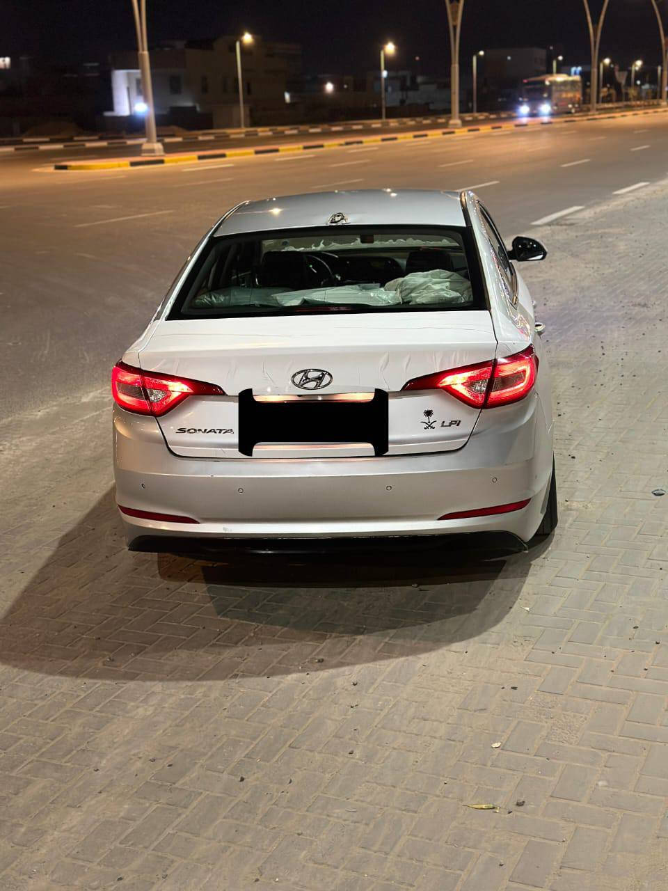 السلام عليكم ورحمه الله وبركاته
سوناتا 2016  ادوات سياره غاز غاز اصل بلادي 

كصة جنطة شغل درجة اولى باجات

دخول جديد 

متوم رقم دولي الجديد شرط الحاسبه 

-تحكم مري كهربائي مري شفط

-كشافات ضوئية LED

-كشنات جلد 

-نظام ايكو  

-تدفئة بالكشنات 

-تبريد بيانو قطعتين ثلج 

-تحكم ستيرن كامره شاشه 

-حساسات خلفية

-تبريد خلفي ثلج ❄️ 

-مانع انزلاق  

 وسيارة جاهزة وجديدة

كير مكينة تبريد تدفئه حداديه دواخل كهربائيات 

كلشي جاهز 

مكان السيارة البصره

  

للاستفسار ***********
