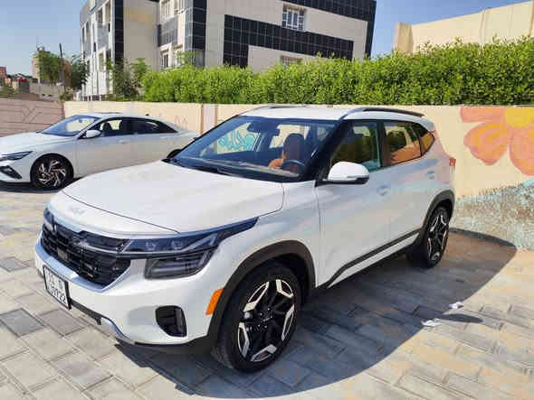 كيا سلتوس SX  2024
رقم بغداد
وراد امريكي بدون صبغ حادث بسيط دعامية ولايت ومبدل اصلي
ايرباك ستيرن فقط ومرجع سستم (دركه + عقل ايرباك)
اللون صدفي 
10،000 KM
 ماشيه فقط
محرك 1600 تيربو
بصمة + تشغيل عن بعد
كير اوتو
السيارة AWD
يعني فور ويل
نظام نزول منحدرات
مواصفات شاشة كبيرة متصله
حساس رجوع للخلف اوتو بريك
حساس نقطة عمياء
نظام صوتي Bose
انارة الوان دشبول وابواب مع المسجل بلادية
تدفئة مقاعد مقعد السائق كهرباء
كامرة خلفية
مقاعد جلد
السعر
18،600 $
بيها مجال بسيط 
التواصل على الرقم واتس اب
***********
بغداد حي القادسية
https://bid.cars/en/lot/0-38820699/2024-KIA-Seltos-KNDETCA73R7587311

