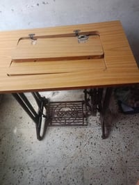 ميز • مدكينه