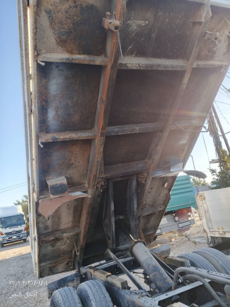 سلام عليكم اخوان تيوتا قلاب للبيع مديل 1993 رقم ديالى انكليزي بسمي شاصي وتخم تاير ومكينه وكير دوششمه جديده  خير من الله سياره نثيه وركها جوه الهوزن سعرها بلاش 65 مكانها نجف كووفه رقمي *********** بلازحه عليك اذ مو شراي لتعبني
