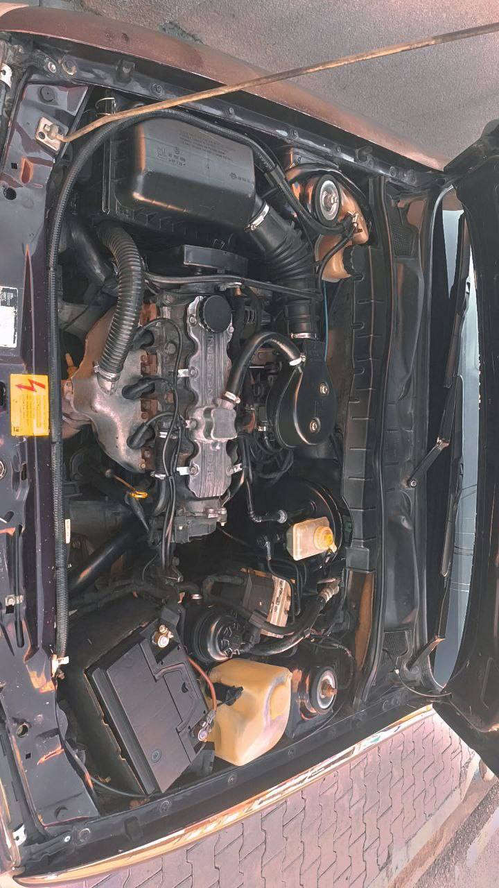 سياره ابل فكتره موديل 94حجم 18سياره بدون دعم بس بيها ثلاث قطع صبغ واربع تايات جديد جامت ثنين كهربائي اي بي اس شغال سياره بلاديه اشكد ماتكول نضيفه وضع شركه وعليها غرامه ورقه سعر 50وبيها اشويه مجال ***********
