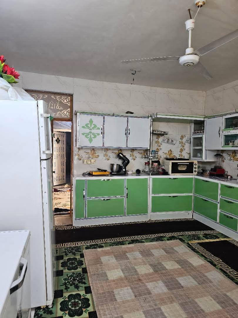 يالله السلام عليكم
بيت للبيع مساحه مساحه 350 بناء حديث سند 25
الموقع بابل منطقه الفندية شارع مالته 8متر تبليط 
الاستفسار أكثر اتصل ع رقم ***********
