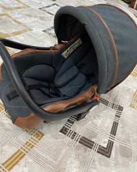 كرسي سيارة • جديد • للرضع حتى سنة