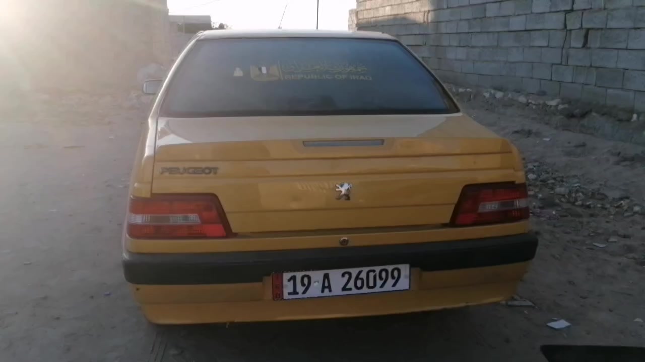 سلام عليكم التفاصيل كلها بل فيديو (ملاحضه شوف اسعارهن هيج موديل وهيج نضافه تحياتي) 
بيجو لميس البيع سيارة خير من الله وجاهزه عله اخر حبايه موديل 2016سيارة ب اسمي وبنجف تبريد مكينه كير حداديه تخم تاير كله جديد وناعمه بشارع سعرها 45وبيها مجال الشراي رقم (***********)
