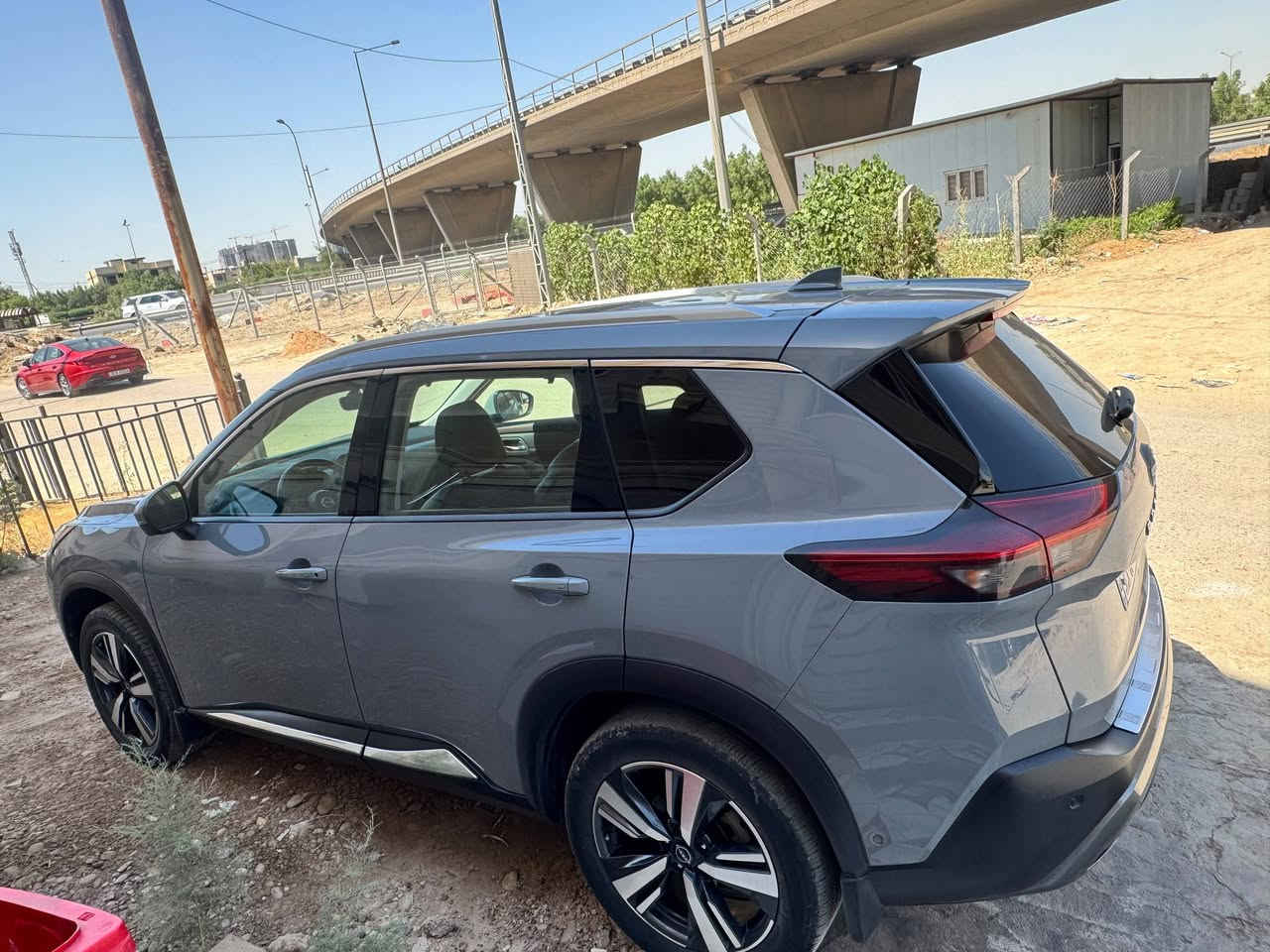 نيسان روج شكل جديد  محرك 1500تيربو 3 سلندر
موديل 2023 سعر 175$ وبي مجال
مواصفات SL فول 1/1
تبديل بنيد اصلي وكاله
 بنيد صبغ وصبغ ربع جاملغات اماميه واحد ربع واحد نص بدون تبديل تصليح درجه اولى على ايدي  

مواصفاتها 
1.بصمة تشغيل عن بعد 
2.  5 كامرات. 
3.  بانوراما 
4.رادارات / رادار امامي /رادار جانبي /رادار خلفي
5.حساسات امامي / حساسات جانبي   حساسات خلفيه
6. كشنات خزن    ‏
7. كشنات كهرباء . 
8. كشنات جلد .
9.  ‏ستيرن هتير.                                                   
11. مري قلاب وهيتر
12.تبريد قطعتين .
13. دفع ثنائي لمرغوب
14.اوتوهولد . 
16ويل كروم 19
17.صندوك كهرباء ويفتح بل قدم 
18مسجل ناطق 
19.. ايوكس وبلوتوث وسيدي و USB يعمل مع نظام ABS الابل الاندرويد 
20.نيكل اسفل الابواب
22 .نوع سماعات BOSE
23.حمالات فوق السقف
24.نقطه عمياء
25.مراة تعتيم
26.اشاراة بالمراياة الجانبيه                                     
27. فول تحكم ستيرن                                             
28. كير أوتو + عادي.                                              
30-اوتو بريك.                                                         
31. بريك بصمة.                                                      
32-Led .+  زينون
كشنات اماميه تدفئه
33-شاشه كبير                         
35. نضام قياده أيكو + سبورت + نورمل + سمارت 
36. مثبت سرعه
37. تحديد مسار 
38. دمامات صوت بالدشبول وبالصندوق 
39.لايت بلادي Led +  زينون ‏دبل زينون اصلى . 
40. رادار الخطوط البيضاء 
41- AUTO HOLD
وبعد بيها موصفات اخرى
العنوان بغداد 
رقم هاتف ***********
