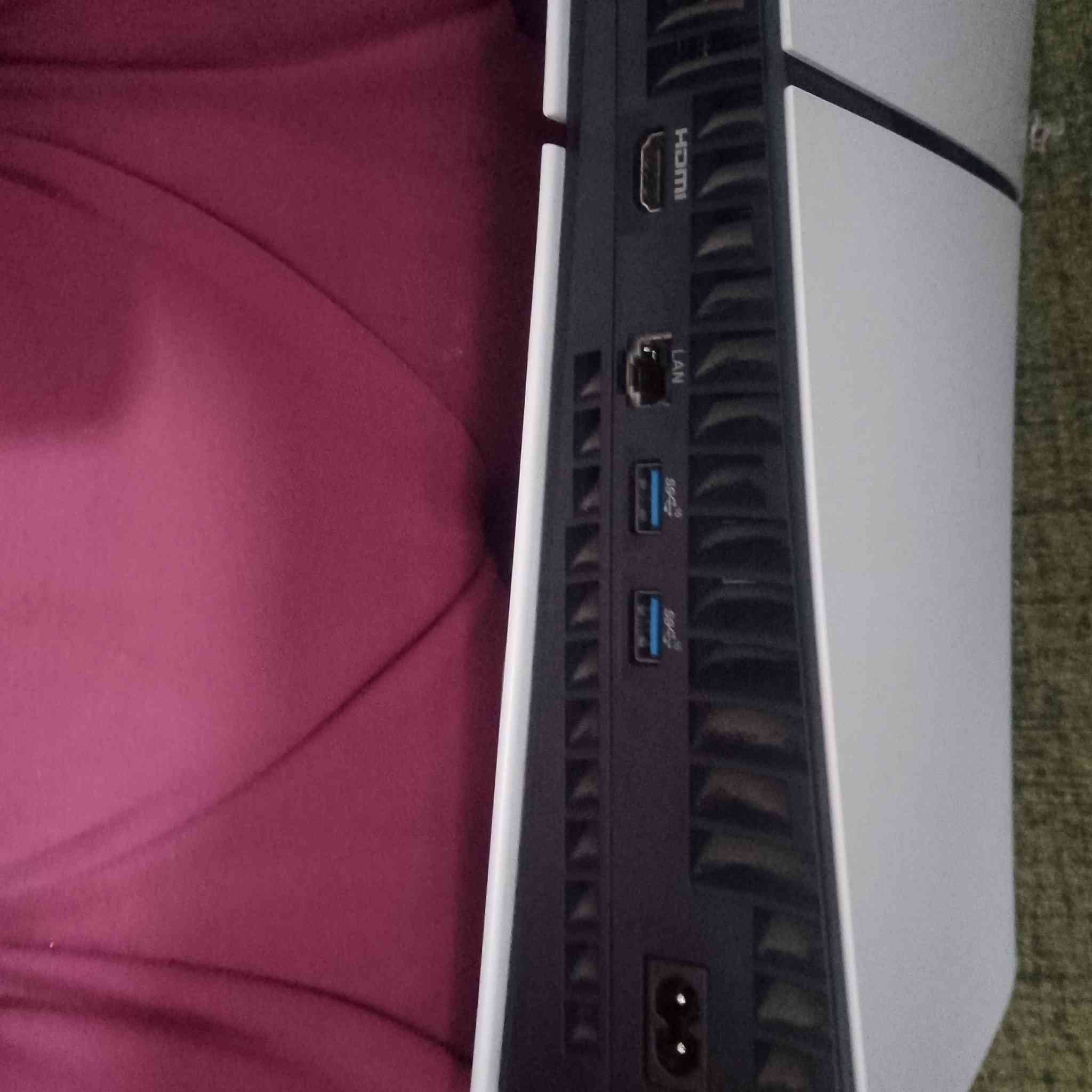 للبيع نظافه فول سعر ٦٥٠نهايته
ملحقات كامله

رقم ***********
