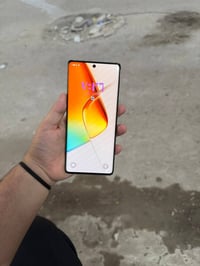 انفنكس نوت 40برو  ذاكره  256 كله شغال الجهاز بدون عطل أو مشكله بصمه بل...