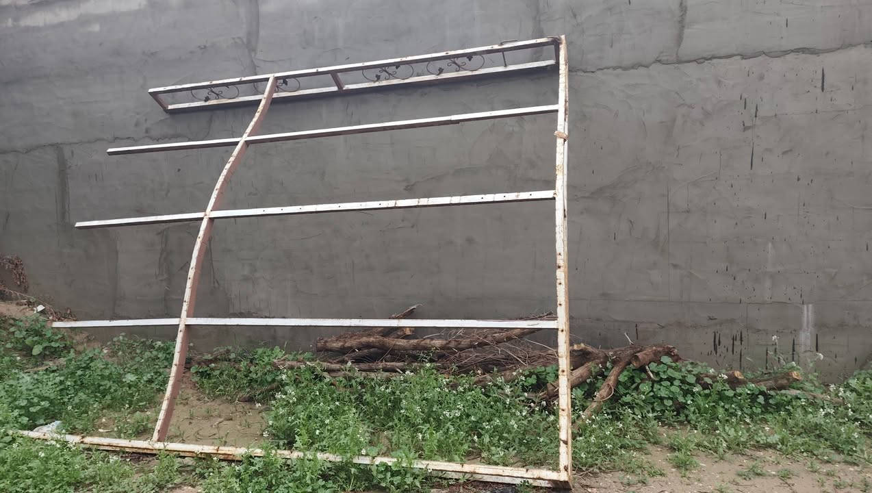 قمريه للبيع السعر 90الف هم بي مجال
القياس العرض 3متر الطول 350 متر


**إذا كنت صاحب هذا الإعلان وتريد حذفه لأي سبب، رجاءا أرسل رسالة إلى الدعم الفني**