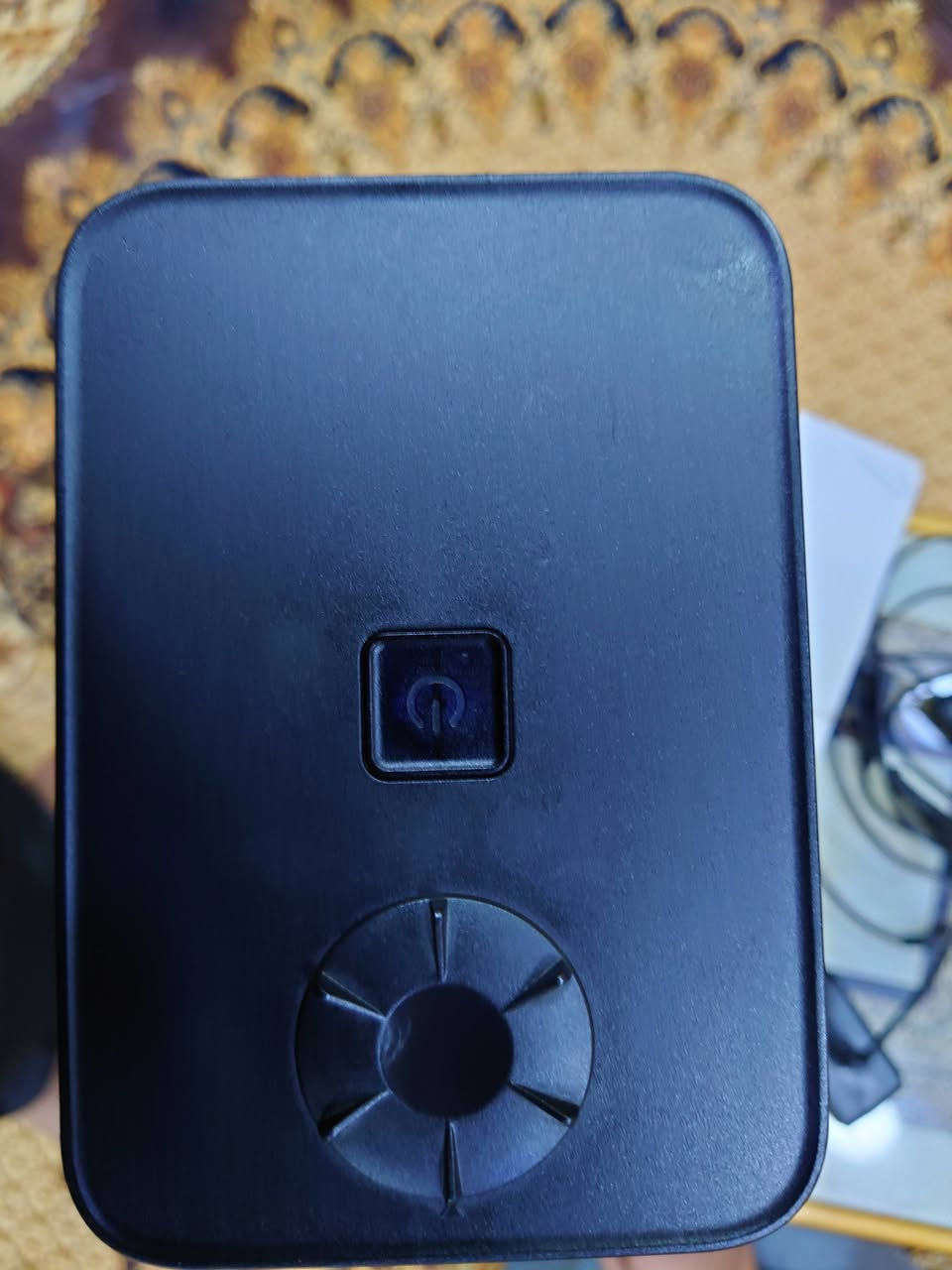 للبيع داتاشو HONGTOP S30 MAX ✨
بسعر 40 الف

إذا تريد شاشة سينمائية بالبيت أو للألعاب والعروض، فهذا الخيار مناسب جدًا 👌

🔹 المواصفات:
✅ دقة Full HD 1080P
✅ يدعم تشغيل محتوى 4K
✅ سطوع 400 ANSI Lumens
✅ نظام Android 10
✅ معالج Allwinner H700
✅ ذاكرة 2GB RAM + 16GB ROM
✅ يدعم Wi-Fi وBluetooth
✅ يدعم Screen Mirroring للموبايل
✅ شاشة عرض من 40 إلى 120 بوصة
✅ سماعة مدمجة ومنفذ HDMI وUSB

📦 الجهاز بحالة ممتازة وجاهز للاستخدام.

💰 السعر: 40 ألف.

📩 للاستفسار أو الحجز راسلني على الخاص.
يتوفر توصيل


**إذا كنت صاحب هذا الإعلان وتريد حذفه لأي سبب، رجاءا أرسل رسالة إلى الدعم الفني**