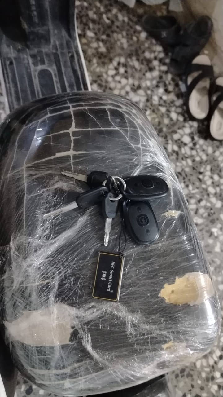 سلام عليكم دراجه شحن نوعيه R10حلوه  دراجه مابيه كل عطل بطاريات 5كبار جدد بريكات كامله دراجه تايرات توني شادهن جدد ت3سرع وياهه شاحنه اصليه مشتريه 45 سعر 350وبيه مجال مكان نجف شارع نصر ميلاد


**إذا كنت صاحب هذا الإعلان وتريد حذفه لأي سبب، رجاءا أرسل رسالة إلى الدعم الفني**