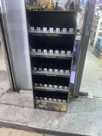 عارضة جكاير للبيع السعر ١٠٠ عنوان بغداد الامين الثانيه ٠٧٧٤٤٤٦٦٦٣٥